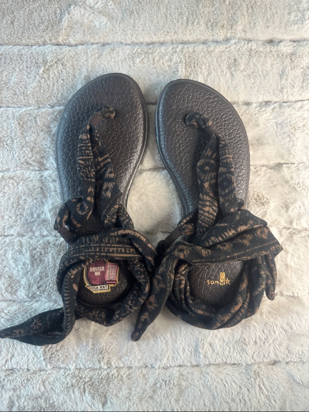 New With Tags Sanuk Yoga Sling Sandal With Yoga Mat Footbed